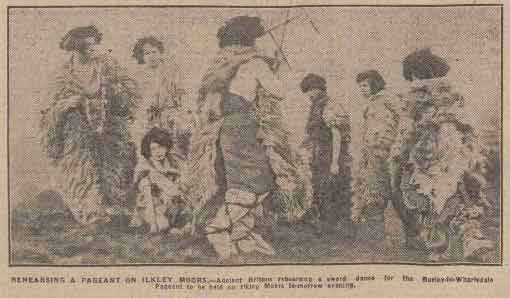 Rehearsing pageant on Burley Moor by Burley Woodhead Sword Dancers, Sept 1927.