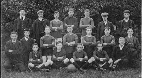 Burley Juniors 1910 - Burley in Wharfedale.