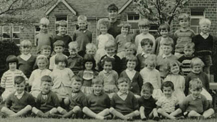 1967 Burley CofE Primary infants Miss Hollinshead, Aireville Terrace, Burley in Wharfedale.