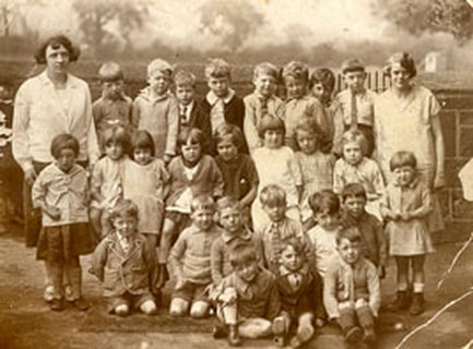 c1910 Burley National School infants, Aireville Terrace, Burley in Wharfedale.