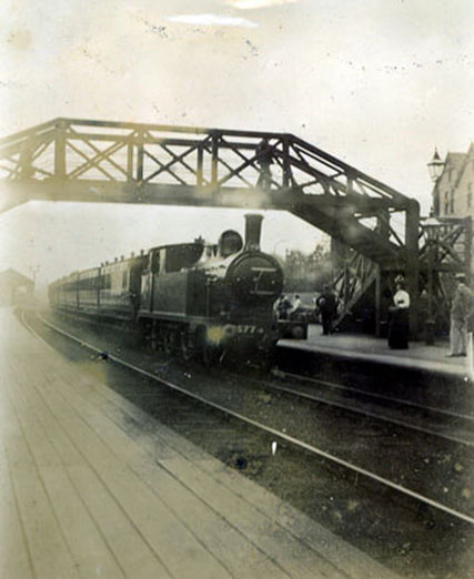 c1910 Burley in Wharfedale Railway Station.